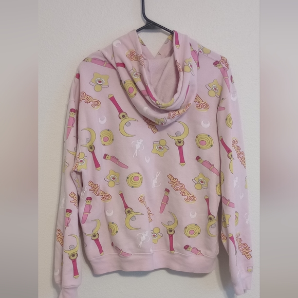 Vintage Sailor Moon Hoodie - Picture 4 of 5